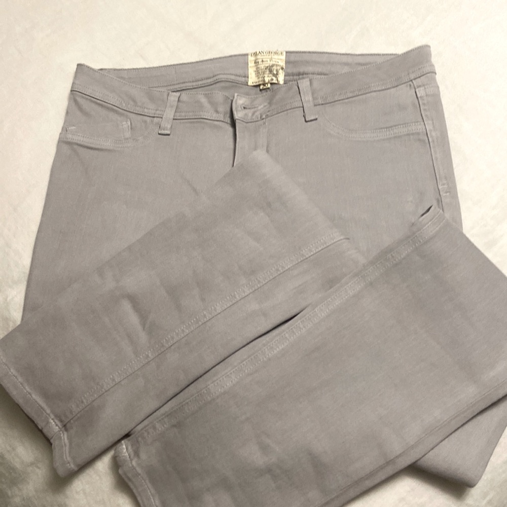 Excellent jeans made in USA by Dylan George. Professionally cleaned and managed.